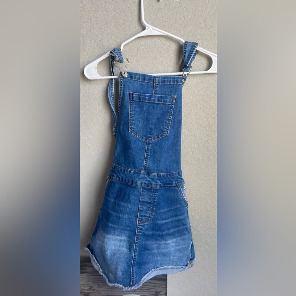 Women’s overalls skirt size 0